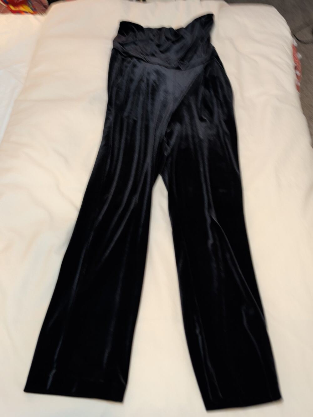 Express Black Velvet Wide Leg Pants High Waisted Size 8 Trousers EUC